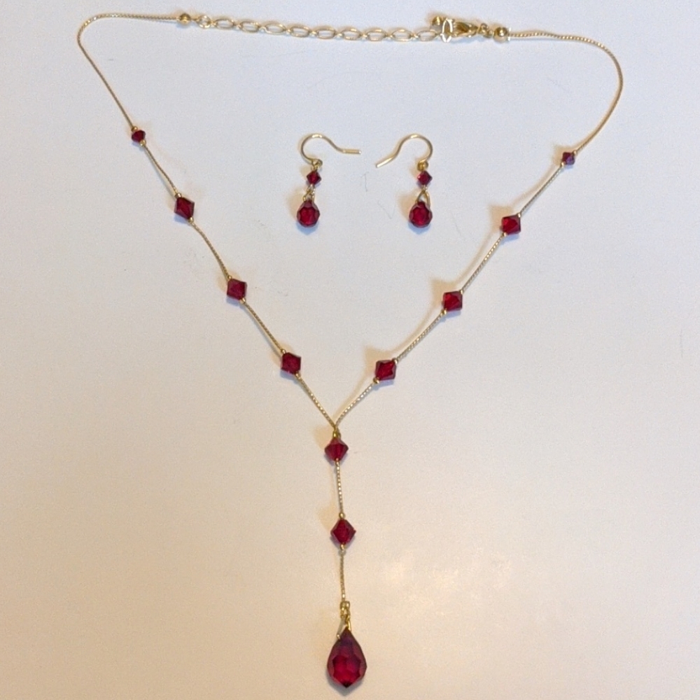 3 Piece Necklace and Earring set